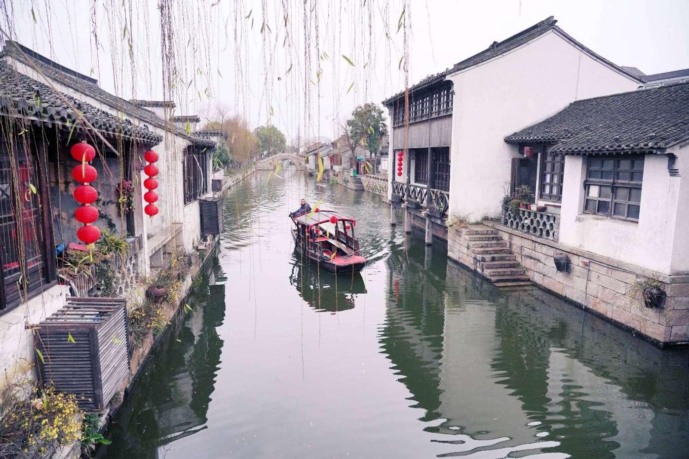 大妈卖快“失传”小吃10年了,1碗4元从没涨价,顾客:害怕吃不到